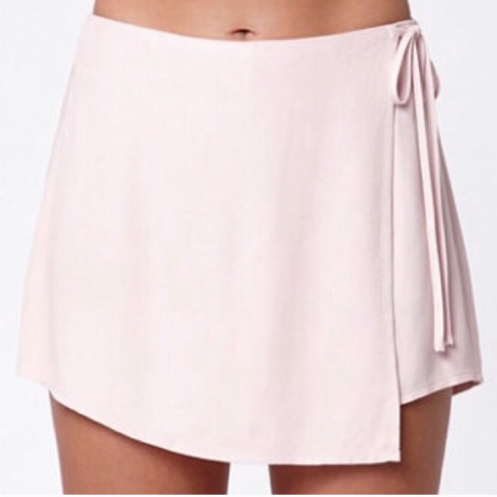 Kendall and Kylie skort